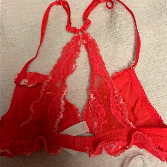 Two VS bralettes - Picture 2 of 2